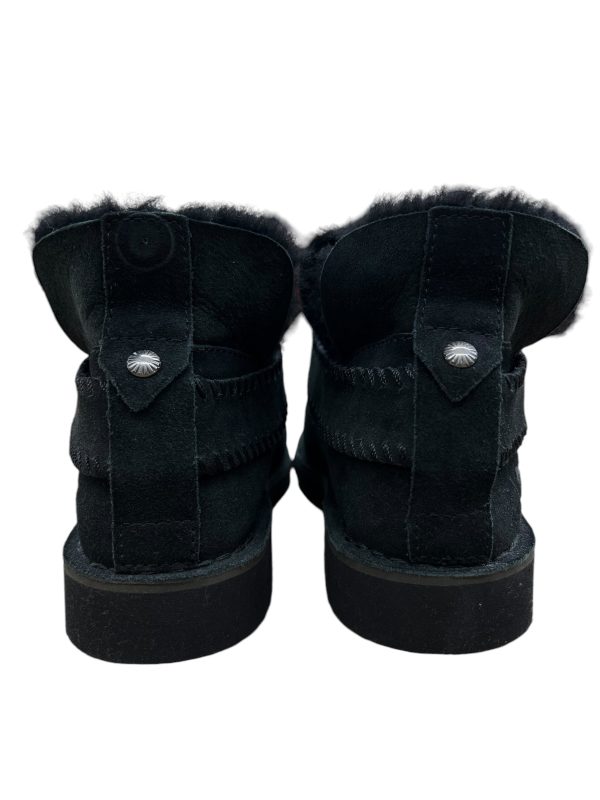 Boots Leather By Ugg In Black, Size: 5.5 Online