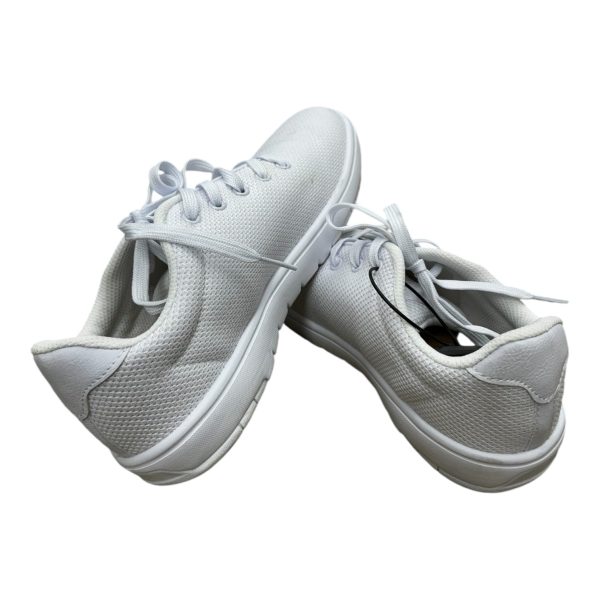 Shoes Athletic By Cmc In White, Size: 8 Discount