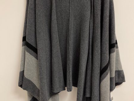 Sweater Cardigan By Velvet In Grey, Size: S For Sale