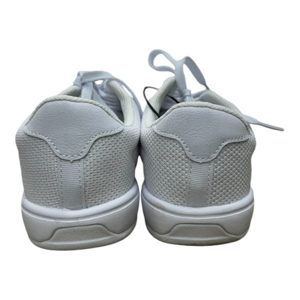 Shoes Athletic By Cmc In White, Size: 8 Discount