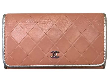 Wallet Luxury Designer By Chanel, Size: Large Hot on Sale