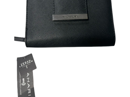 Wallet By Tahari By Arthur Levine, Size: Medium Online Sale