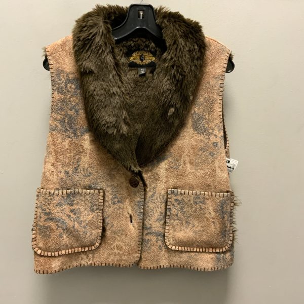 Vest Faux Fur & Sherpa By Cmb In Brown, Size: M Discount